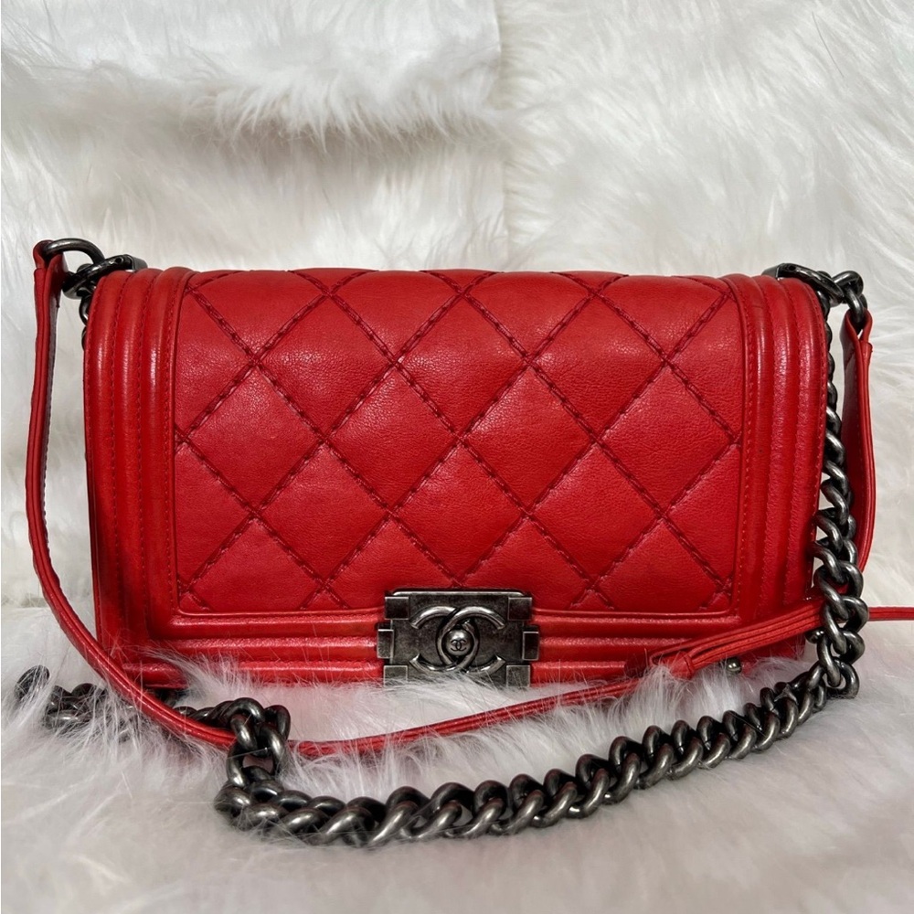 CHANEL BOY BAG Red Quilted Crossbody Bag